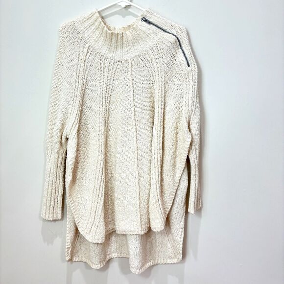 Free People Ivory Cream Chunky Knit Poncho Sweater Zipper XS Oversized Boho - Picture 1 of 10